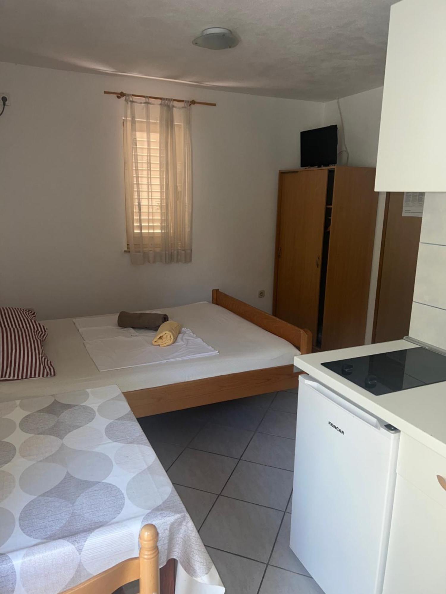Apartments Svekric نوفاليا المظهر الخارجي الصورة