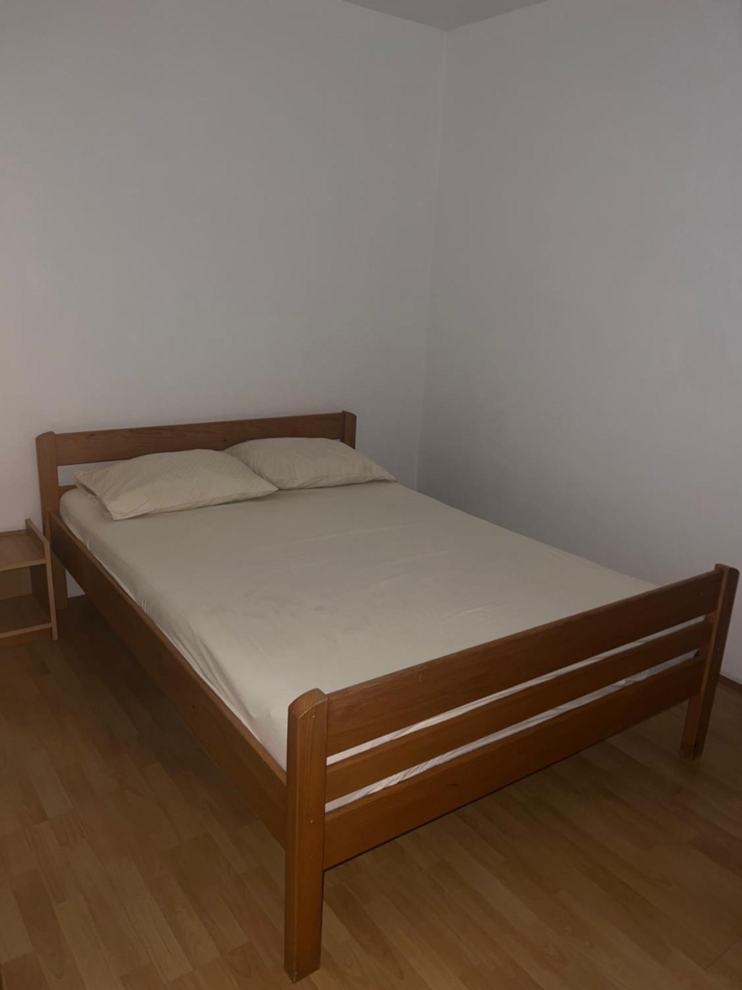 Apartments Svekric نوفاليا المظهر الخارجي الصورة